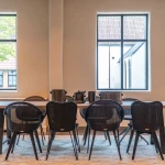 Avril Black wood - 3