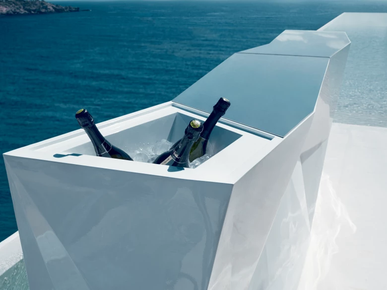 Faz bar central avec seau à glace