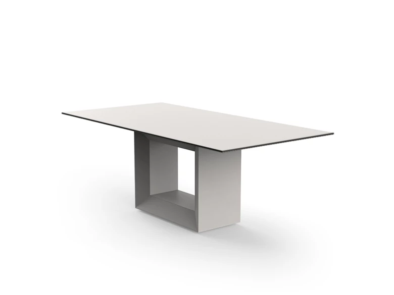 Table Vela 200