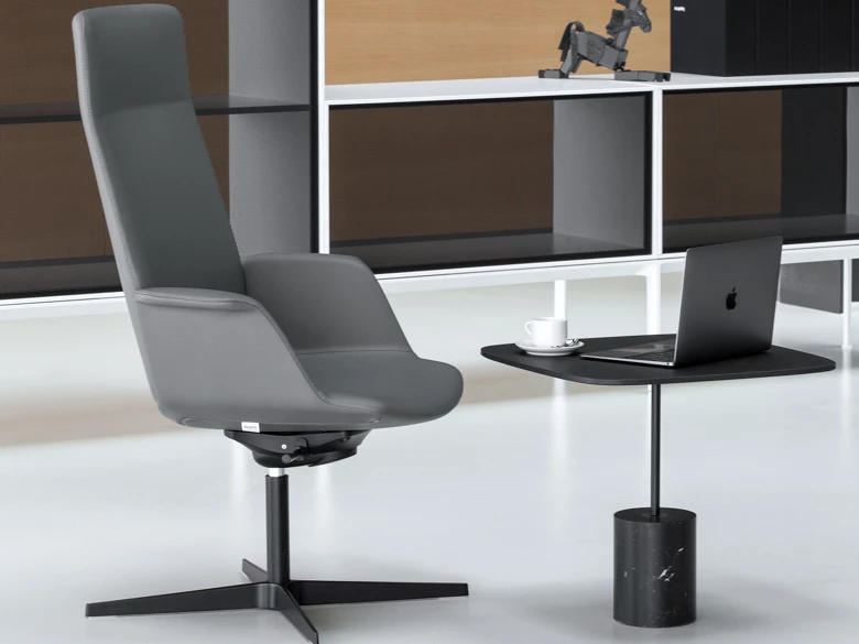 Le fauteuil de bureau design UNO pour les espaces professionnels de luxe