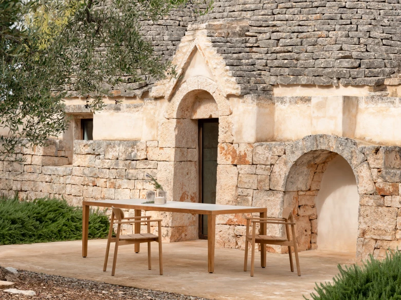 Freya dining armchair