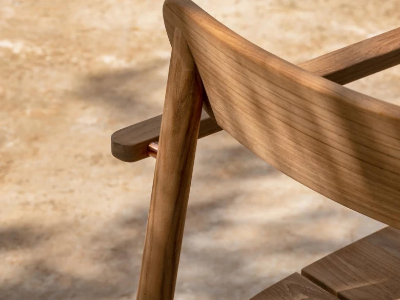 Freya dining armchair