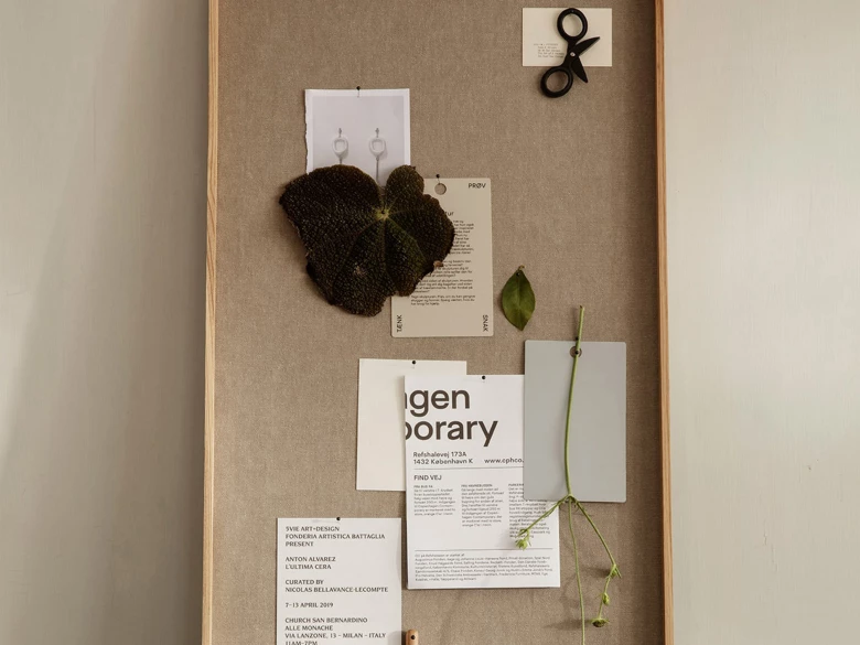 Tableau d'affichage Narrow