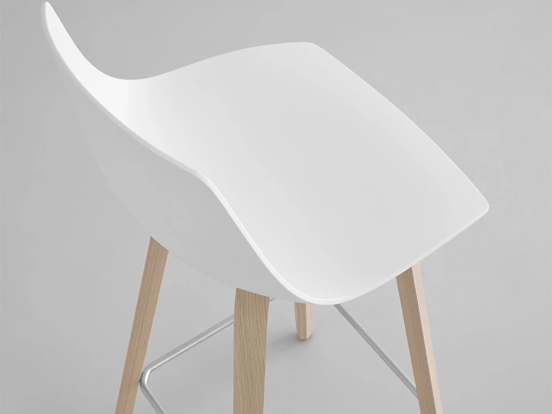 Tabouret en bois Miunn S105