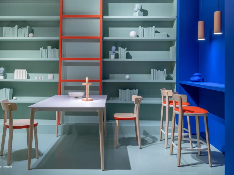 Tabouret rembourré Folk 2947