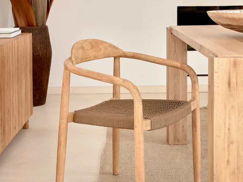 Chaise Nina en bois d'accacia et corde beige