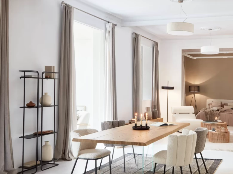 Chaise en tissu bouclette blanc Aniela