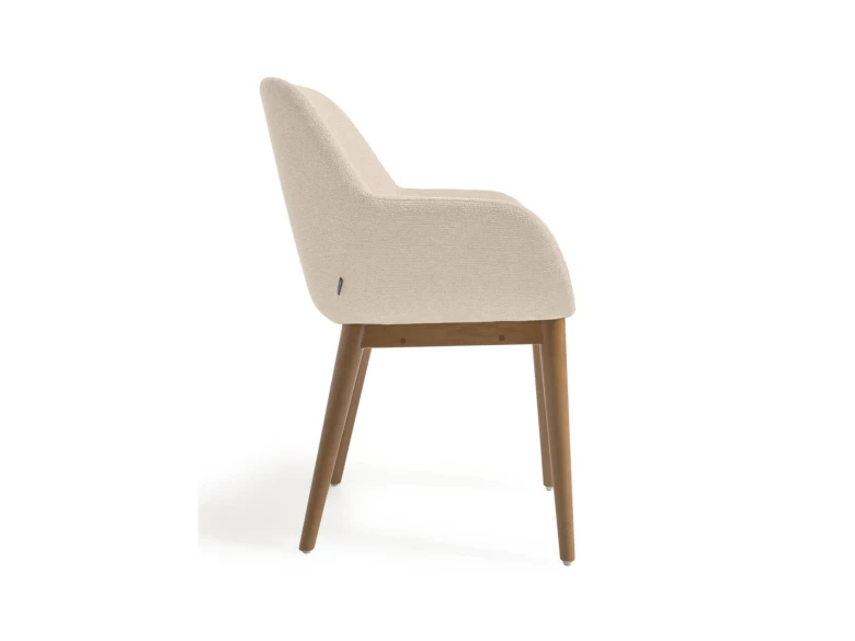 Chaise  Konna beige avec pieds en frêne foncé