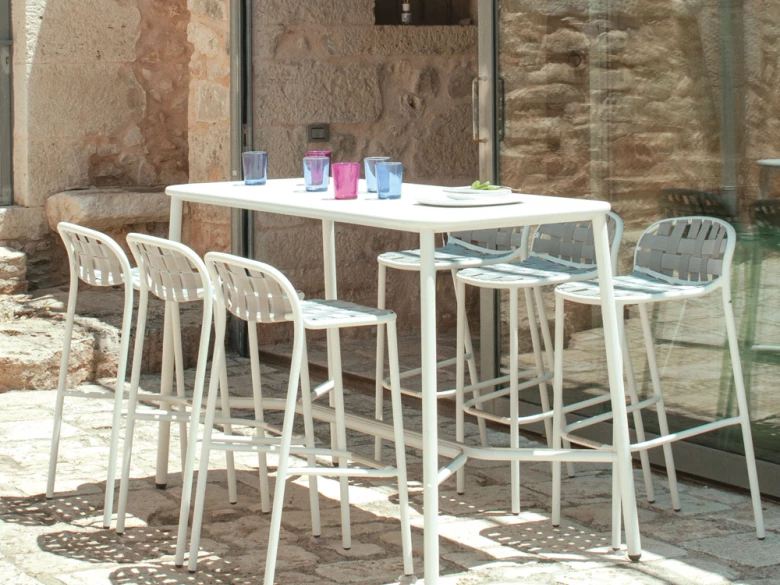 Table haute Yard