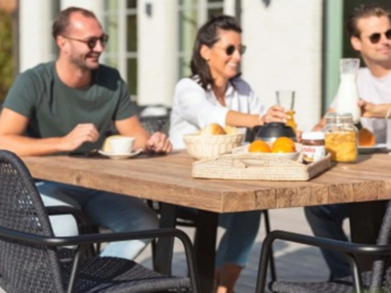 Table carrée Margarite