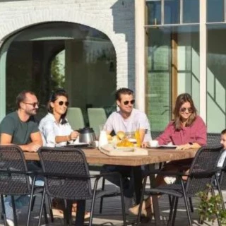 Table carrée Margarite