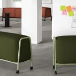 Pouf sur roulettes Boss PU en tissu marron - 2