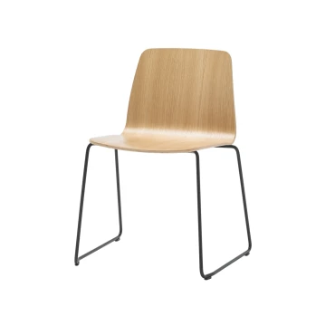 Chaise en bois Varya