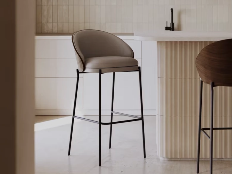 Tabouret Eamy en cuir marron 77cm