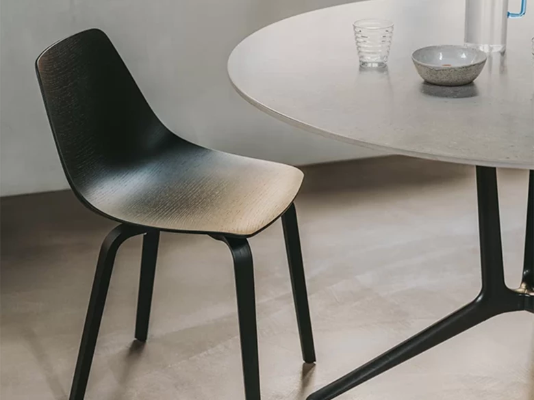 Chaise en bois Miunn S164