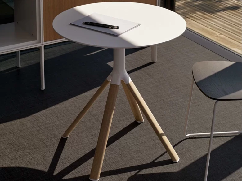 Table ronde Fork P124