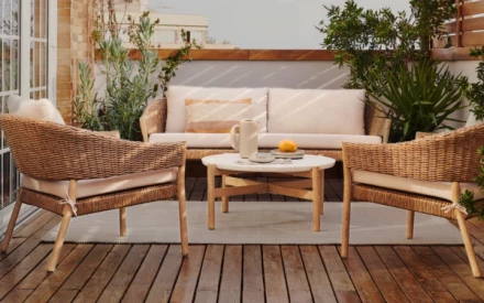 Mobilier extérieur 2025 : les tendances et matériaux incontournables