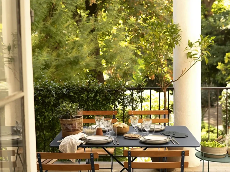 Table rectangulaire Bistro (117 x 77 cm)