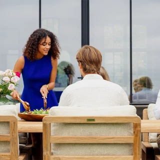 Chaise Low Dining Susan - teck recyclé avec coussin