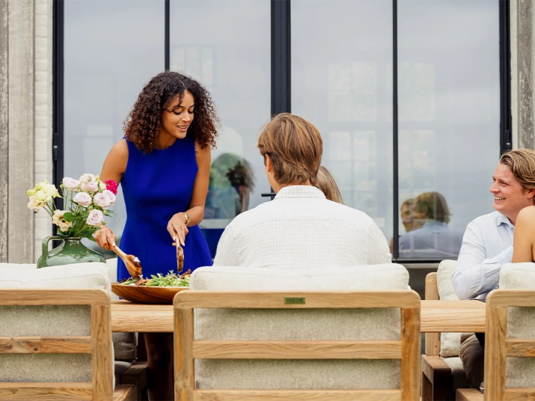 Chaise Low Dining Susan - teck recyclé avec coussin