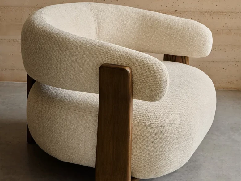 Fauteuil Granite - tissu chenille beige / bois de frêne finition foncée