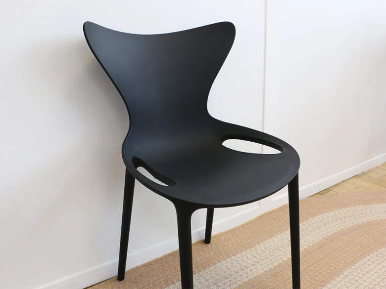 Chaise Love Vondom - noir - seconde vie (très bon état)