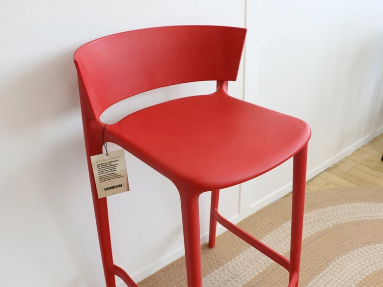 Tabouret bas Africa Vondom - rouge - seconde vie (excellent état)