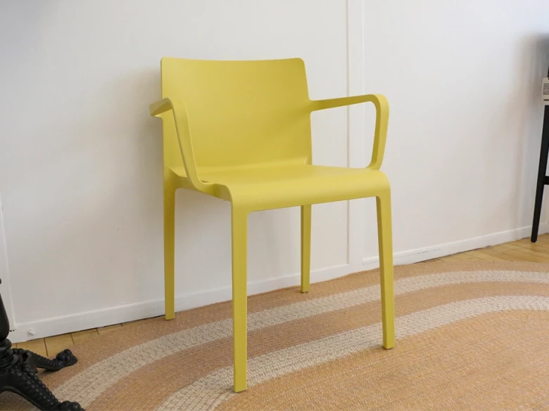 Chaise Volt 675 - jaune - (lot de 3) seconde vie