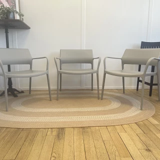 Fauteuil Ara 316 Pedrali - beige - (lot de 6) - seconde vie