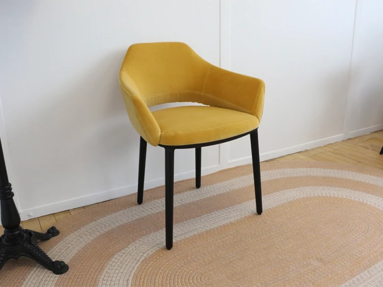 Fauteuil Vic 645 Pedrali - velours jaune