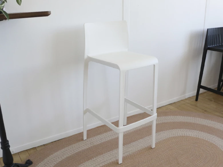 Tabouret Volt 678 Pedrali - blanc - seconde vie