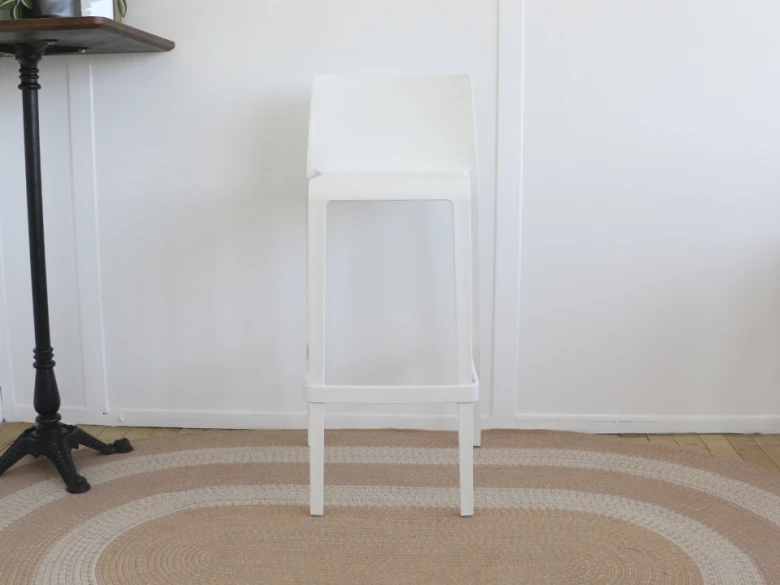 Tabouret Volt 678 Pedrali - blanc - seconde vie