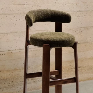 Tabouret Granite - tissu chenille vert / bois de frêne finition foncée