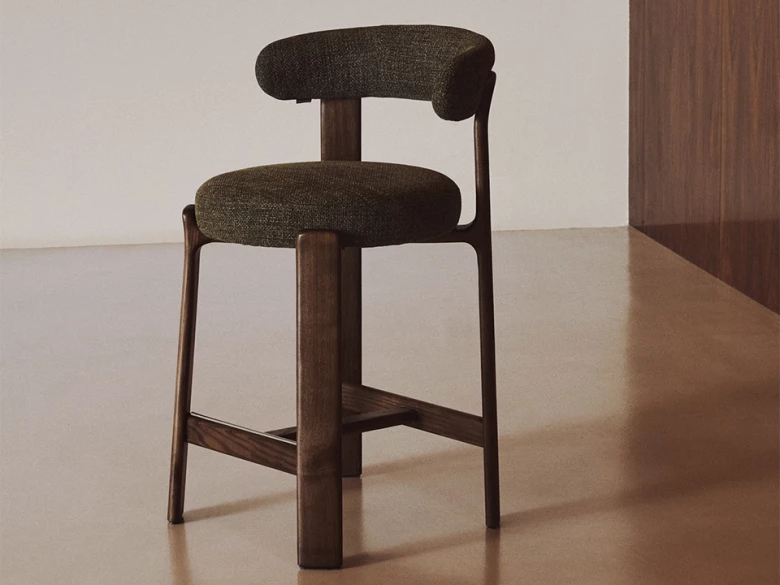 Tabouret Granite - tissu chenille vert / bois de frêne finition foncée