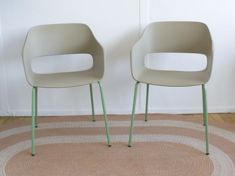 Chaise Babila 2735 Pedrali - sable et métal vert - (Lot de 2) - seconde vie