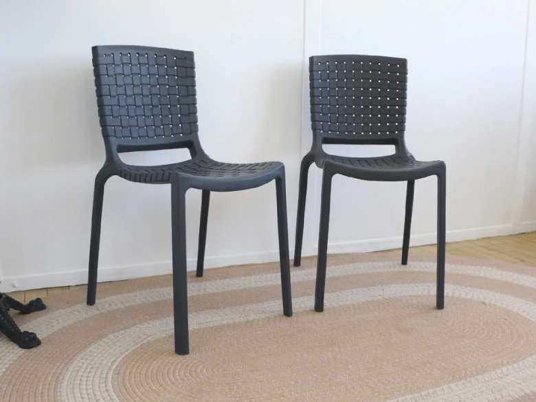Chaise Tatami 305 Pedrali - gris anthracite - (Lot de 2) - seconde vie