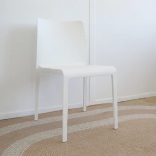 Chaise Volt 670 Pedrali - blanc - seconde vie