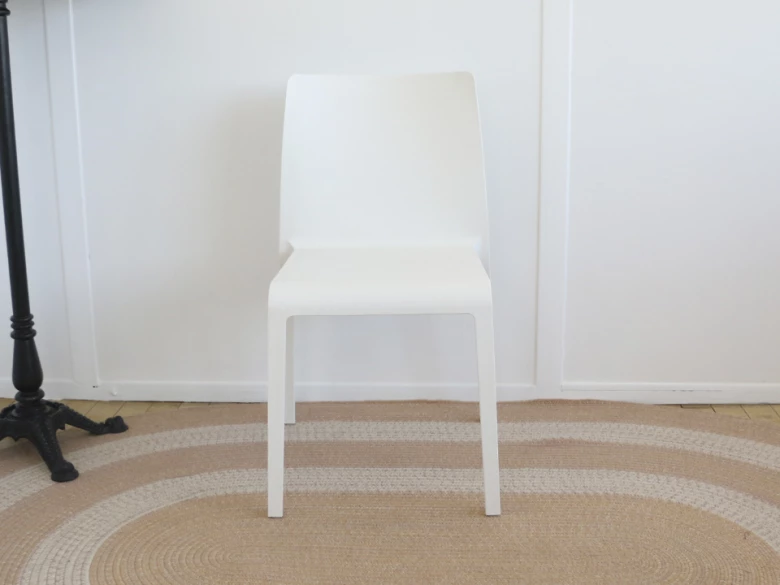 Chaise Volt 670 Pedrali - blanc - seconde vie