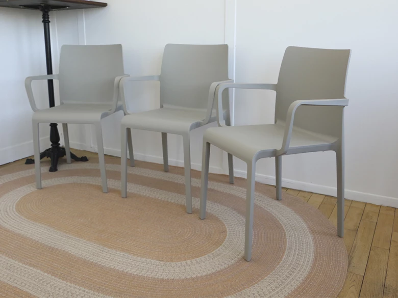 Chaise Volt 674 Pedrali - beige - (lot de 3) - seconde vie