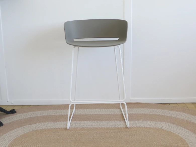 Tabouret Babila 2747 Pedrali - beige et blanc - seconde vie