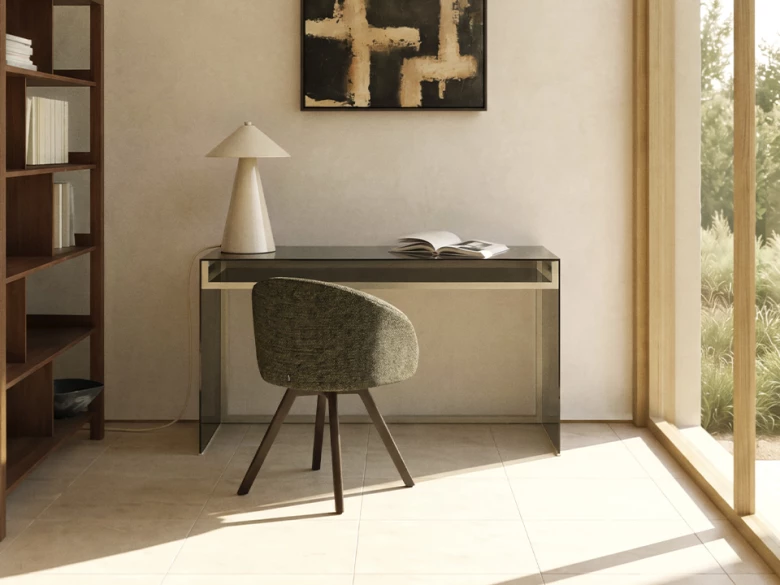 Chaise giratoire Marvin en chenille verte et pieds en chêne finition noyer