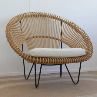 Vincent Sheppard - fauteuil lounge Cruz Cocoon - rotin naturel et coussin client - seconde vie