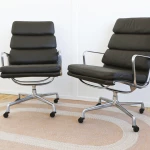 Vitra - fauteuil Soft Pad EA 216 - cuir marron et aluminium - seconde vie (Lot de 2) - 4